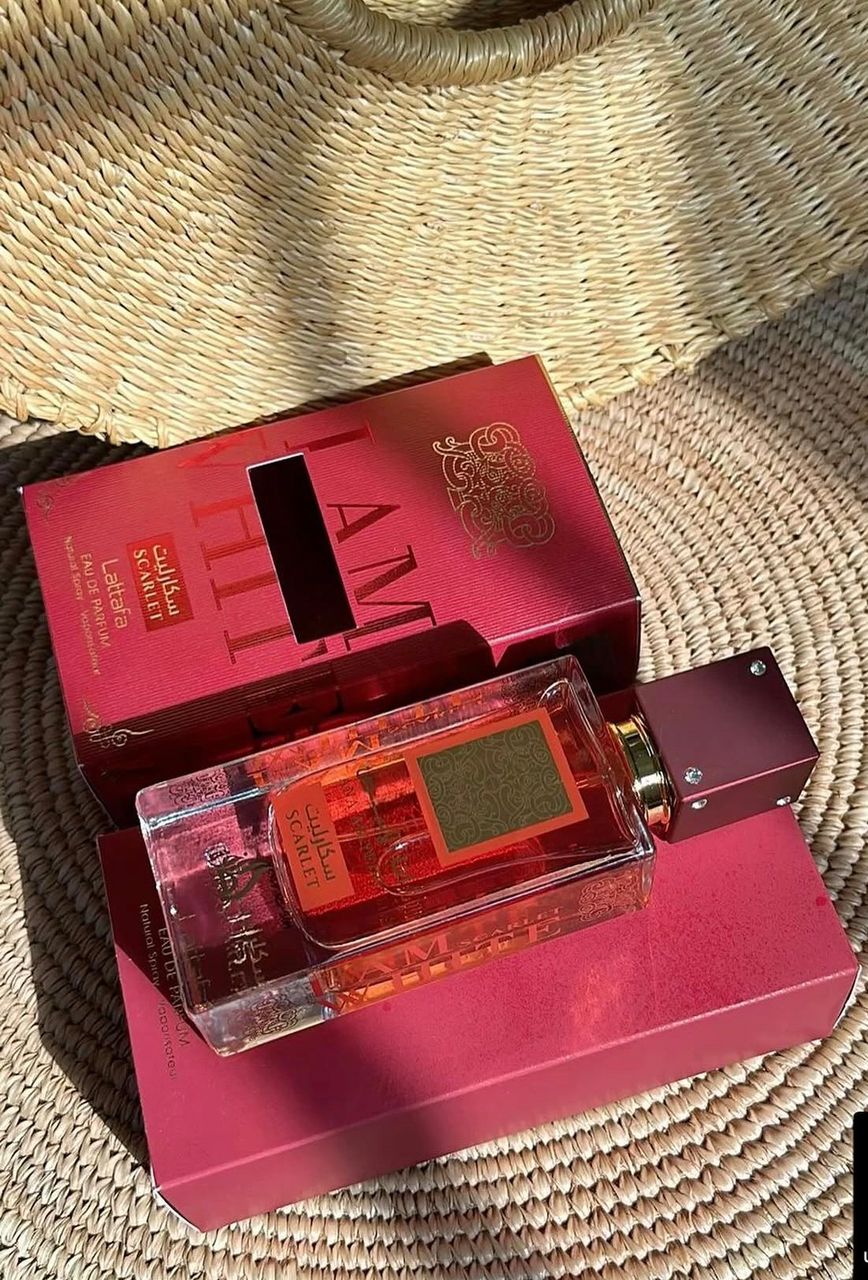 Ana Abiyedh Scarlet Lattafa